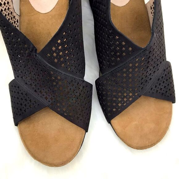 Sudini NEW Brown Britt Wedge Sandals - Picture 10 of 15